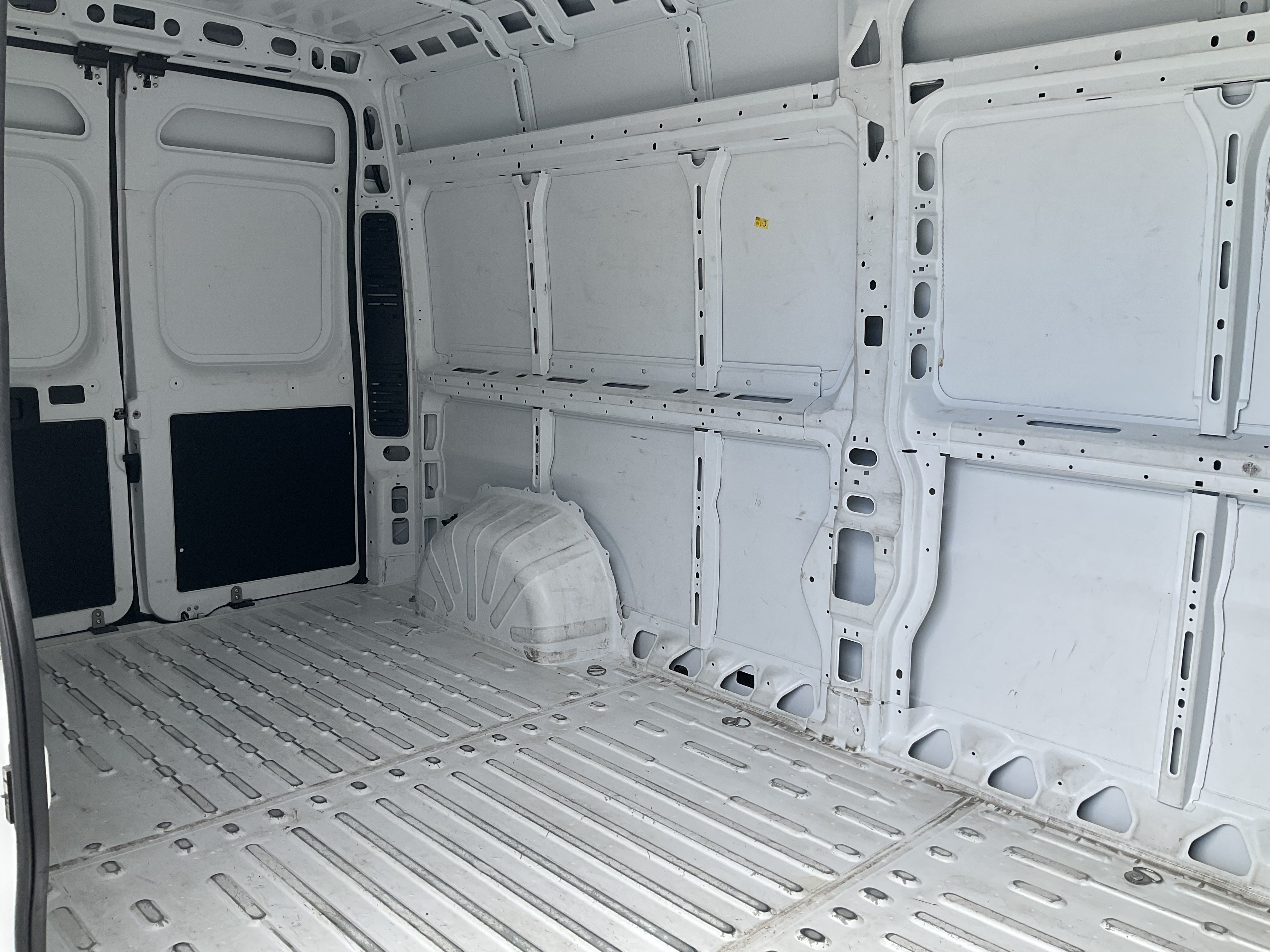 Used 2025 RAM ProMaster 2500 w/ Convenience Group FWD image 37