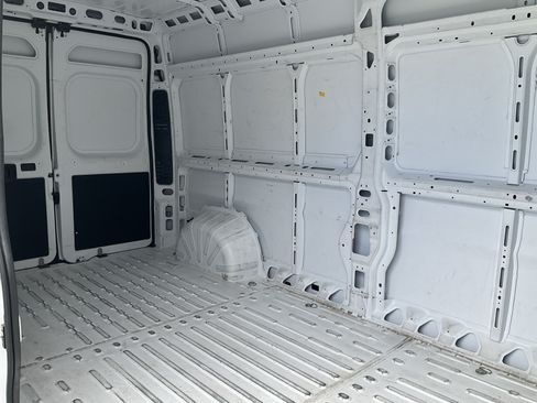 Used 2025 RAM ProMaster 2500 w/ Convenience Group FWD image 37