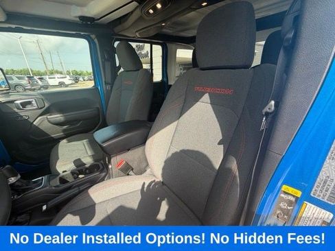 Used 2025 Jeep Wrangler Unlimited Rubicon AWD/4WD image 8