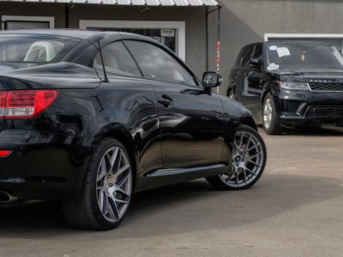 Used 2014 Lexus IS 350C image 17