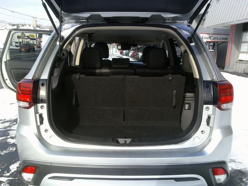 Used 2020 Mitsubishi Outlander SEL image 19