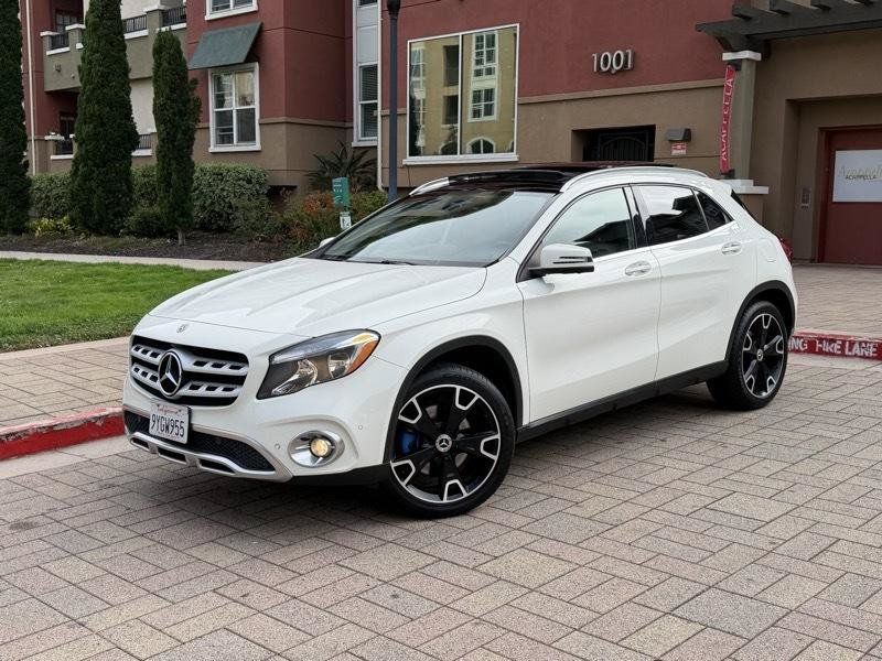 Used 2018 Mercedes-Benz GLA 250 4MATIC image 4