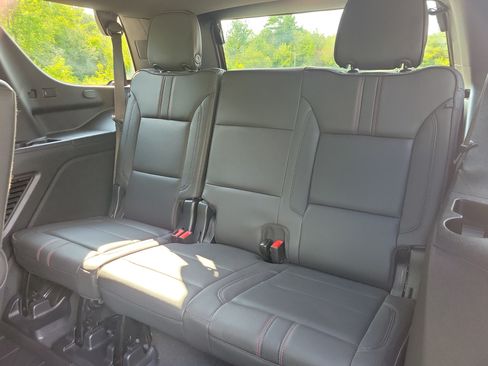 Used 2023 Chevrolet Tahoe RST w/ Sport Performance Package AWD/4WD image 17