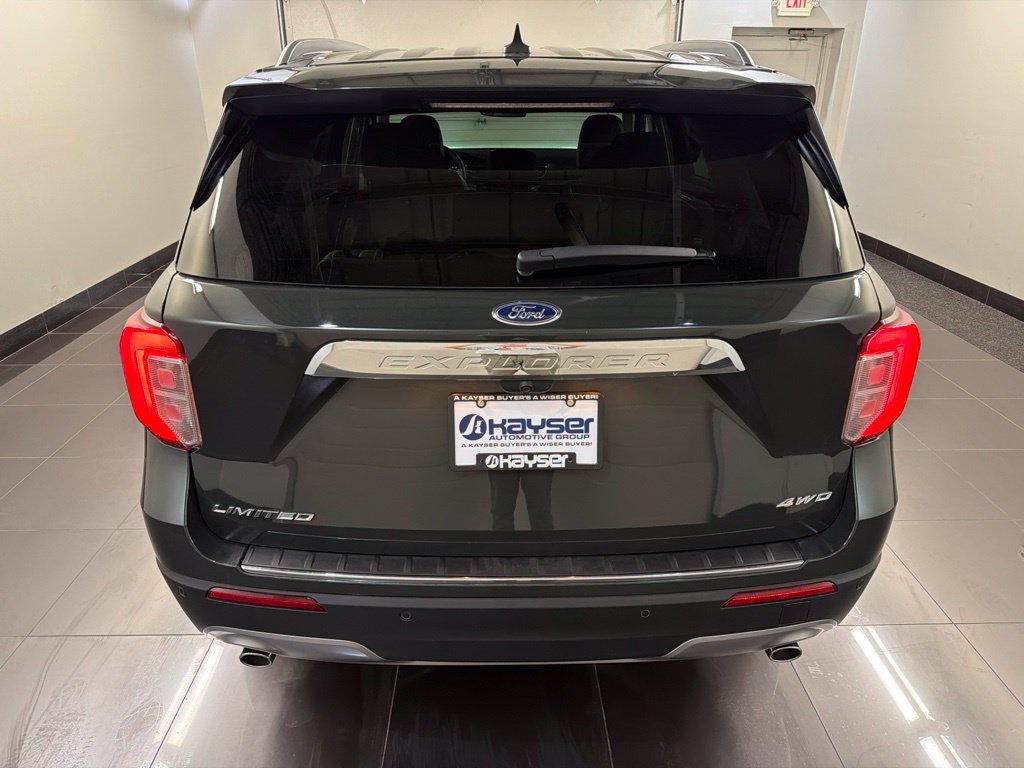 Used 2024 Ford Explorer Limited AWD/4WD image 5
