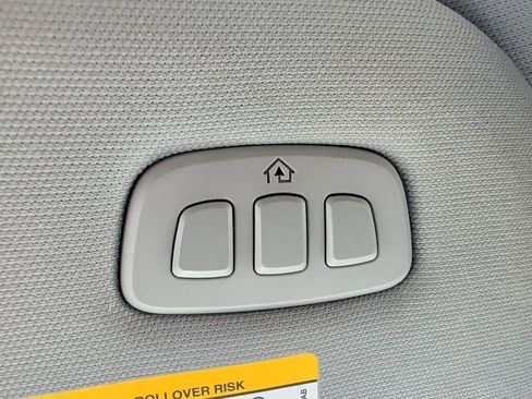 Used 2024 Ford F250 Lariat image 17