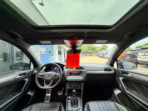 Used 2022 Volkswagen Tiguan SE R-Line AWD/4WD image 21
