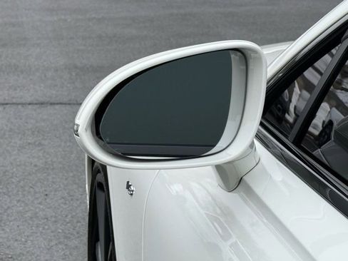 Used 2021 Bentley Continental GT image 16