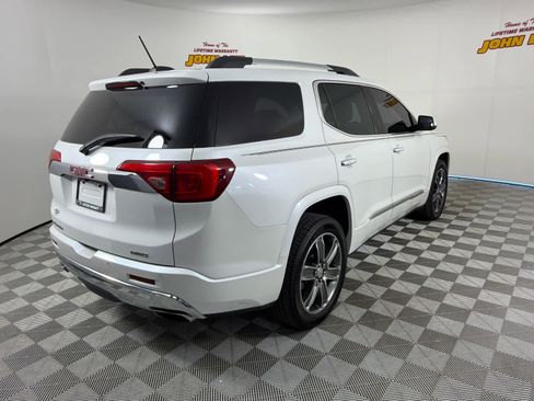 Used 2017 GMC Acadia Denali w/ Technology Package AWD/4WD image 6