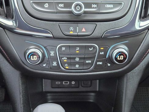 Certified 2024 Chevrolet Equinox RS FWD image 20