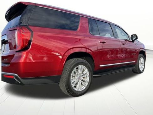 Certified 2024 GMC Yukon XL SLT w/ SLT Luxury Package image 4