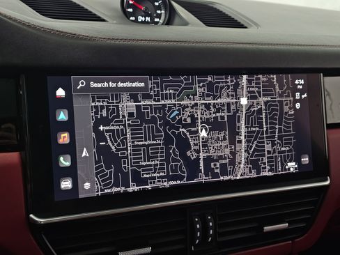 Used 2022 Porsche Cayenne Coupe image 26