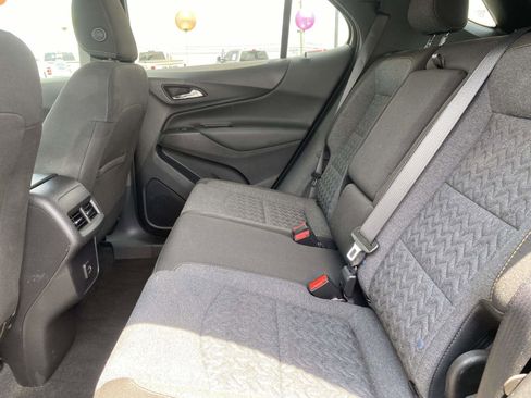 Used 2023 Chevrolet Equinox LT w/ Driver Convenience Package FWD image 11
