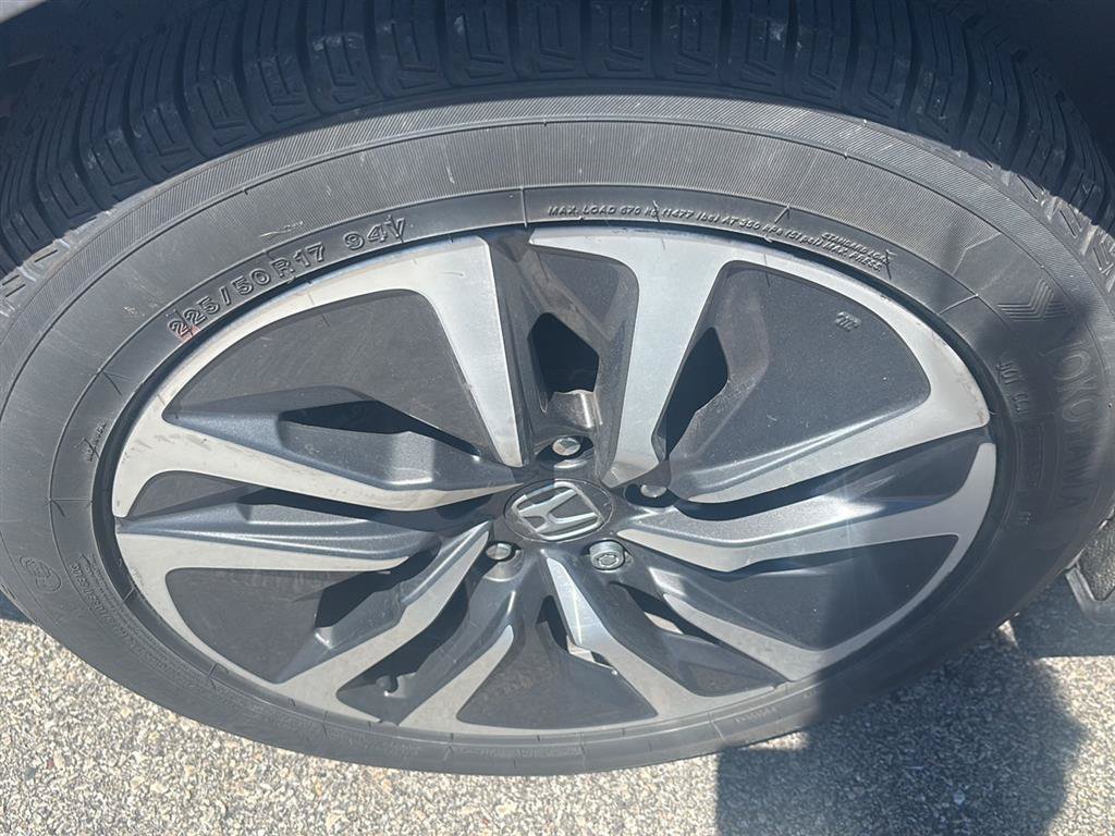 Used 2019 Honda Accord EX image 18