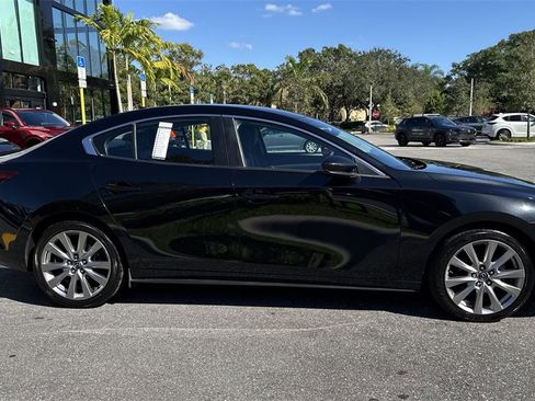 Used 2020 MAZDA MAZDA3 Sedan w/ Preferred Package image 6