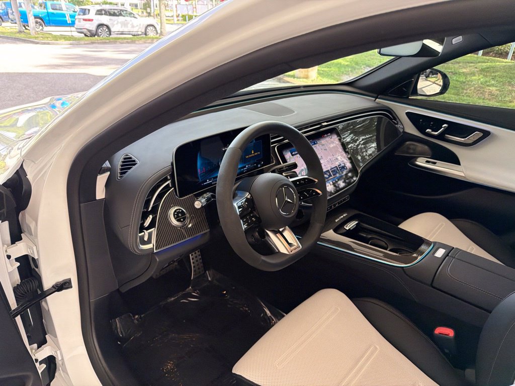 Used 2026 Mercedes-Benz E 53 AMG e 4MATIC Sedan image 6