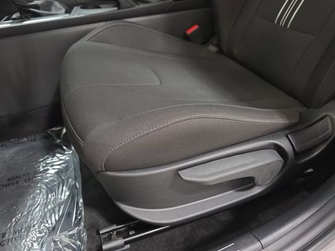 Used 2023 Hyundai Elantra SEL FWD image 29