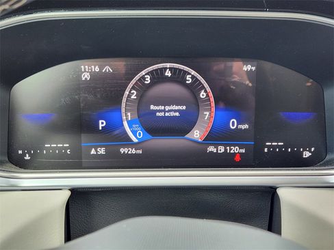 Used 2025 Volkswagen Taos SE image 10