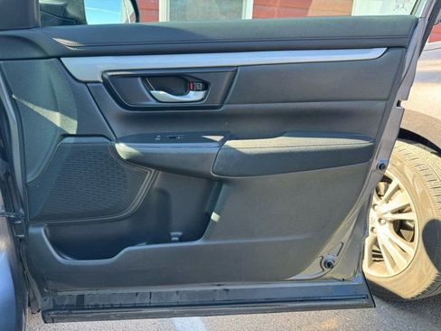 Used 2019 Honda CR-V LX image 23
