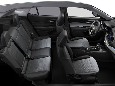 New 2026 Chevrolet Trax LT w/ LT Convenience Package FWD image 30
