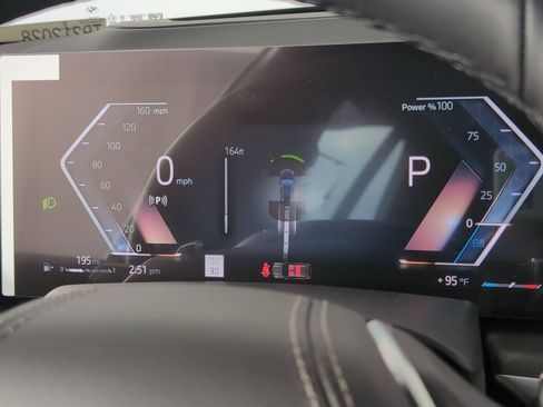 New 2026 BMW X5 sDrive40i image 18