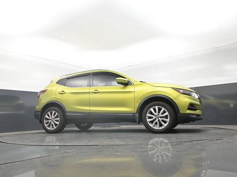 Used 2020 Nissan Rogue Sport SV w/ Technology Package FWD image 28