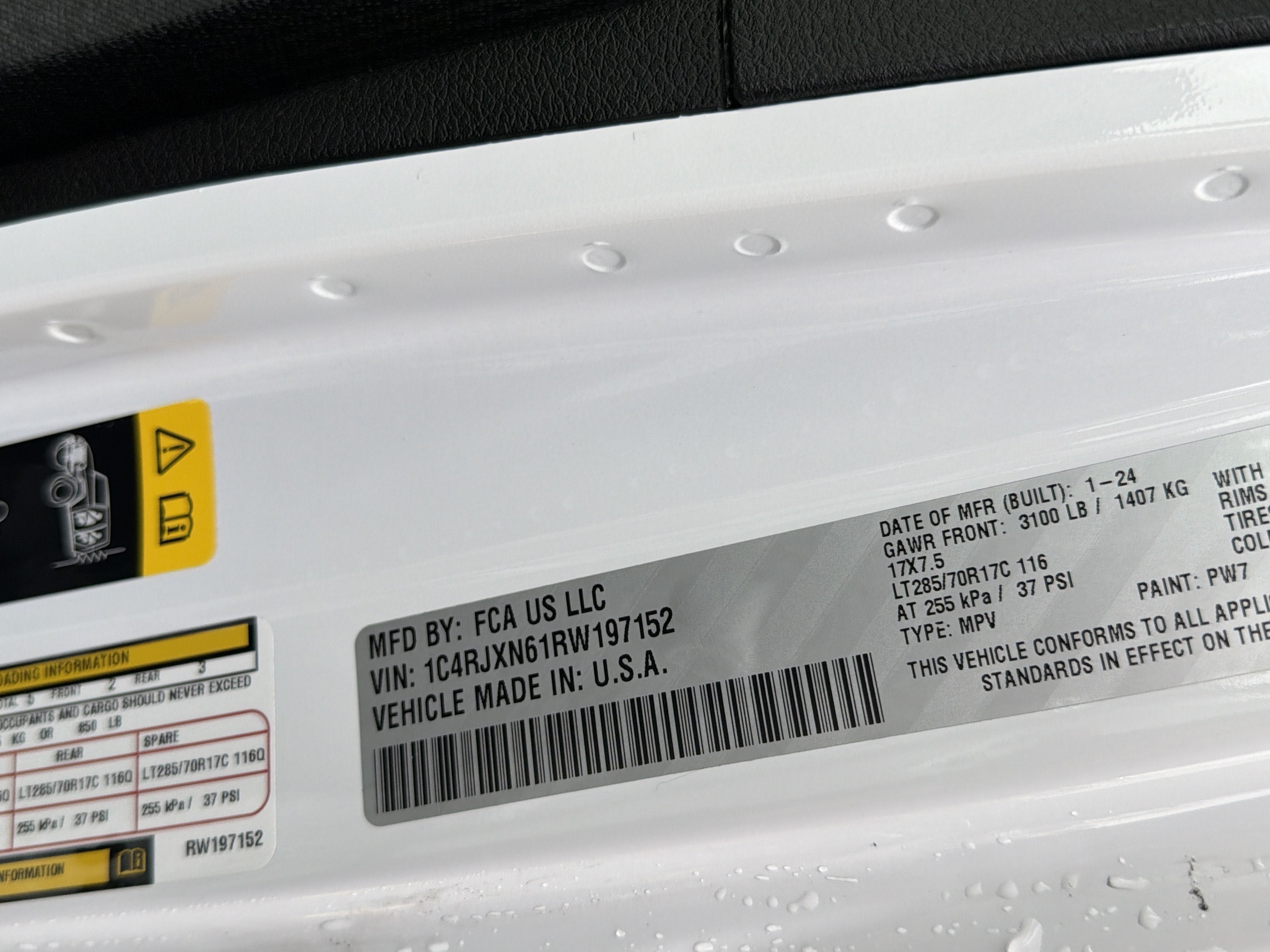 Used 2024 Jeep Wrangler Unlimited AWD/4WD image 29