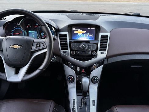 Used 2015 Chevrolet Cruze LTZ w/ Sun, Sound and Sport Package image 21