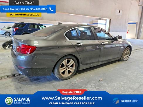 Used 2012 BMW 528i xDrive Sedan AWD/4WD image 4