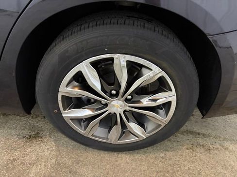 Used 2023 Chevrolet Malibu LT FWD image 9