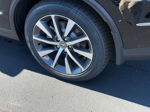 Certified 2026 Acura MDX w/ Technology Package image 5