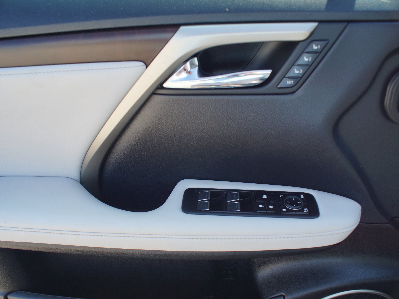 Used 2021 Lexus RX 350 FWD w/ Premium Package image 29