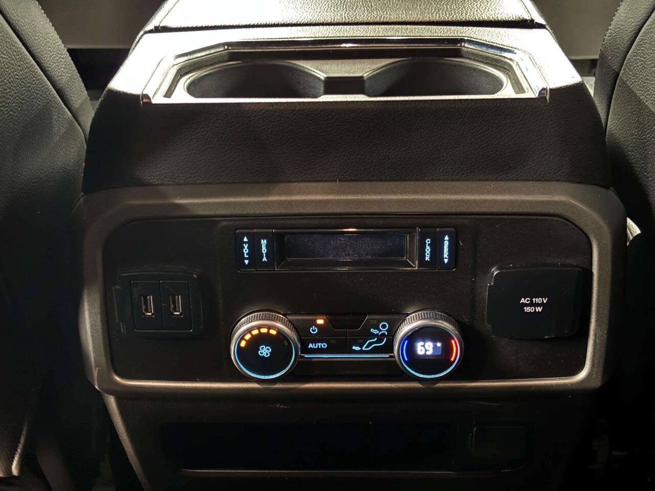 Used 2019 Ford Expedition XLT AWD/4WD image 26