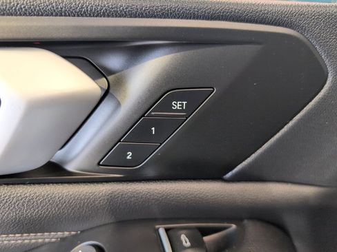 Used 2019 BMW X5 xDrive40i w/ Convenience Package image 9