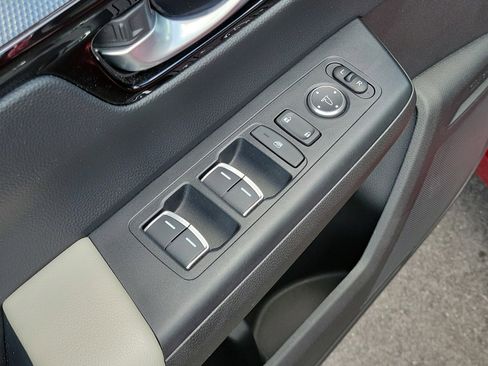 Used 2023 Honda CR-V EX-L image 14