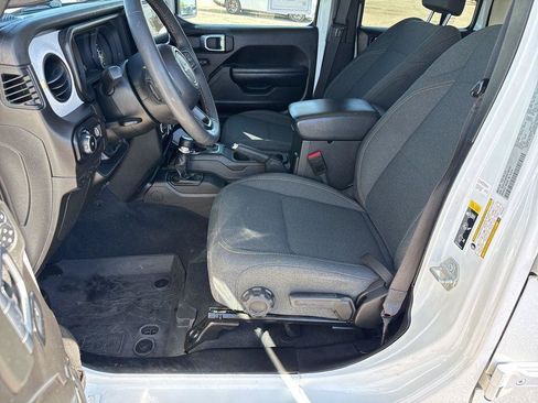Used 2024 Jeep Wrangler Unlimited Sport AWD/4WD image 24