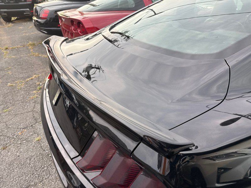 Used 2019 Ford Mustang Premium RWD image 32