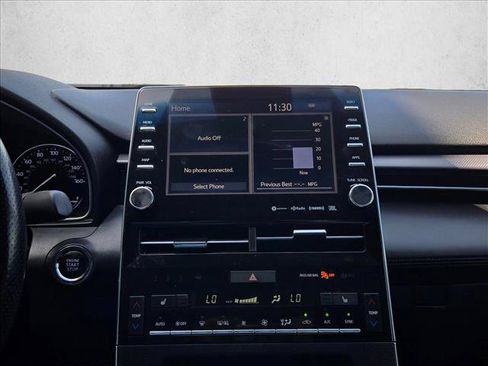 Used 2019 Toyota Avalon XSE FWD image 13