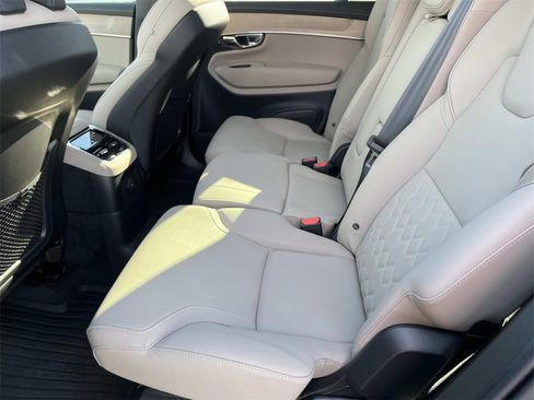 Used 2025 Volvo XC90 T8 Plus w/ Protection Package Premier image 19