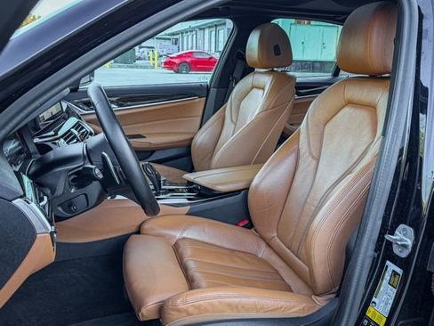 Used 2023 BMW 540i xDrive 540i xDrive w/ M Sport Package image 34