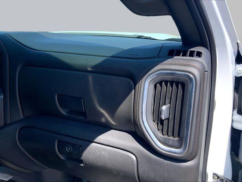 Used 2021 GMC Sierra 1500 AT4 w/ AT4 Preferred Package AWD/4WD image 19