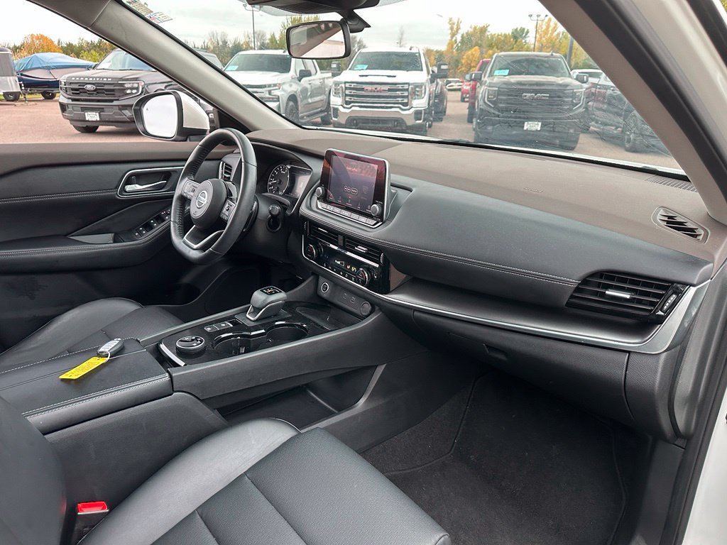 Used 2021 Nissan Rogue SV w/ Premium Package AWD/4WD image 30