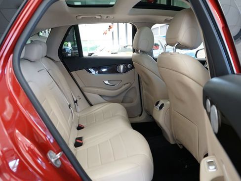 Used 2017 Mercedes-Benz GLC 300 4MATIC image 13
