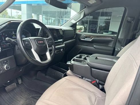 Used 2023 GMC Sierra 1500 Elevation AWD/4WD image 9