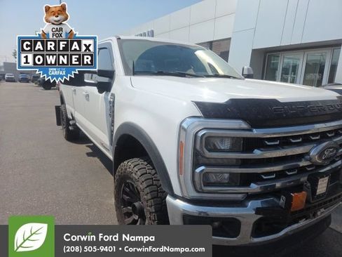 Used 2023 Ford F350 Lariat w/ Lariat Ultimate Package AWD/4WD image 3