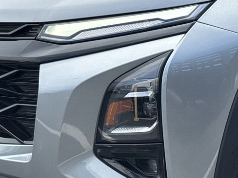 Used 2025 Chevrolet Equinox RS w/ Safety and Technology Package FWD image 6