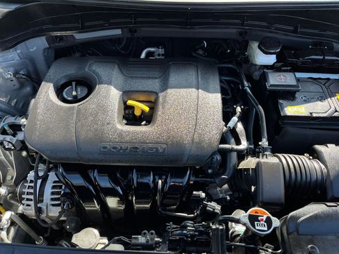 Used 2025 Kia Soul LX w/ LX Technology Package image 32