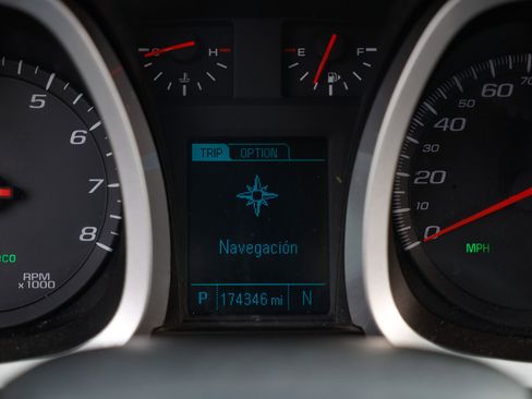 Used 2013 Chevrolet Equinox LS image 38