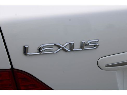 Used 2006 Lexus LS 430 image 42