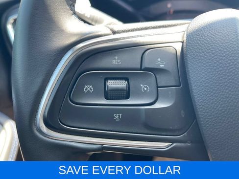 Used 2025 Buick Encore GX Sport Touring FWD image 18