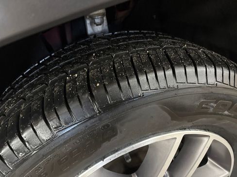 Used 2021 Jeep Grand Cherokee Limited w/ Premium Lighting Group image 12